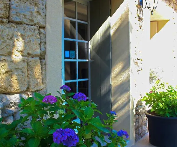 Bleu Raisin 3* Les Salles-de-Castillon